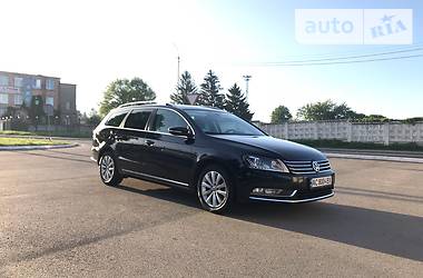 Універсал Volkswagen Passat 2012 в Луцьку