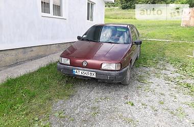 Седан Volkswagen Passat 1991 в Ивано-Франковске