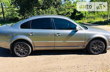 Седан Volkswagen Passat 2003 в Константиновке