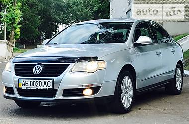 Седан Volkswagen Passat 2007 в Днепре