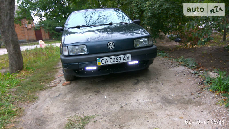 Седан Volkswagen Passat 1993 в Кропивницком