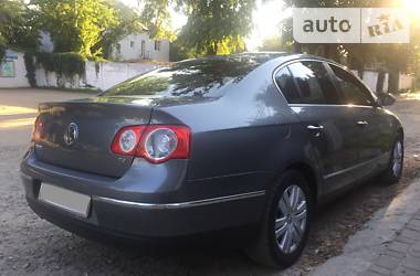 Седан Volkswagen Passat 2008 в Ивано-Франковске