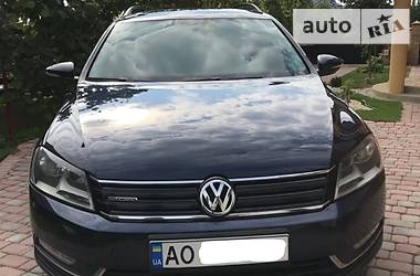 Универсал Volkswagen Passat 2012 в Ужгороде