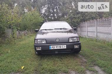 Универсал Volkswagen Passat 1990 в Погребище