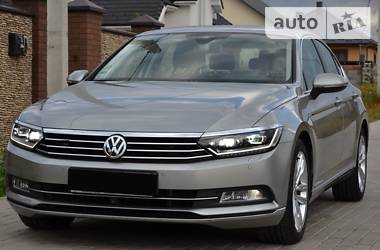 Седан Volkswagen Passat 2015 в Луцке