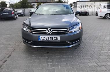 Седан Volkswagen Passat 2012 в Луцке