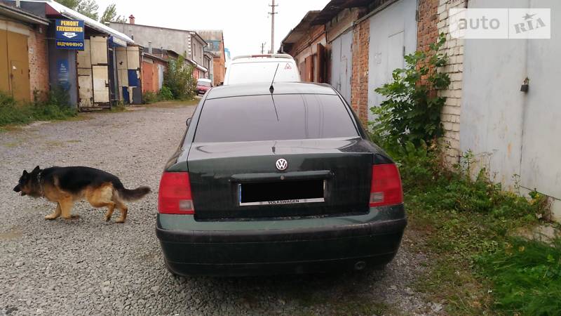Седан Volkswagen Passat 1997 в Хмельницькому