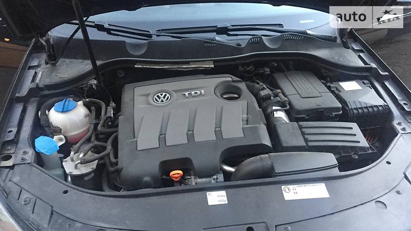 Универсал Volkswagen Passat 2012 в Ровно
