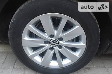 Универсал Volkswagen Passat 2012 в 