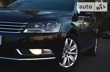 Универсал Volkswagen Passat 2011 в Киеве