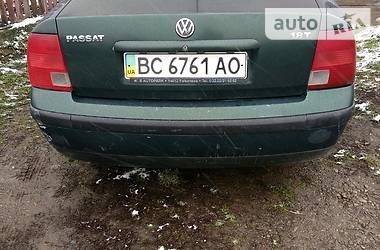 Седан Volkswagen Passat 1998 в Николаеве
