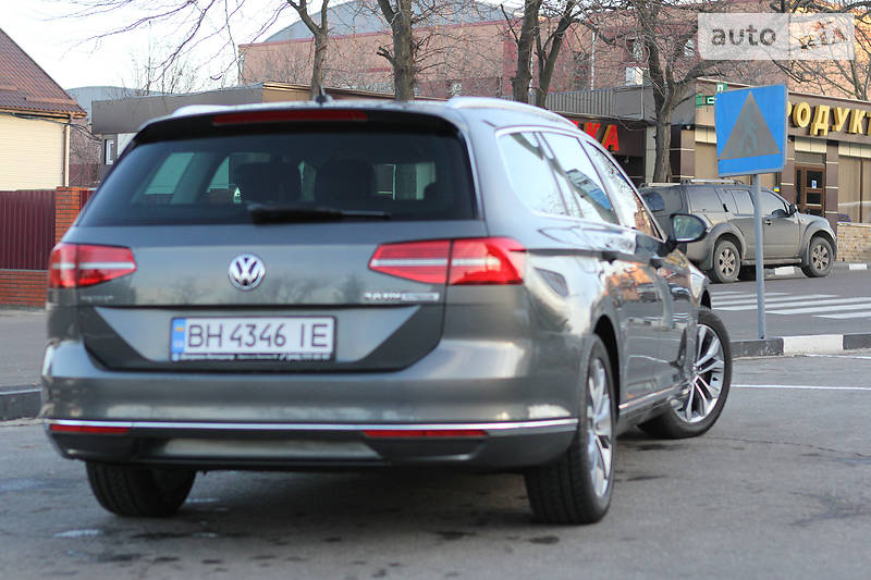 Универсал Volkswagen Passat 2015 в Одессе