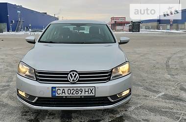 Седан Volkswagen Passat 2014 в Звенигородці