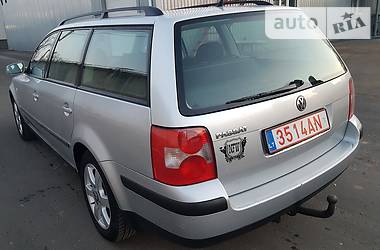 Универсал Volkswagen Passat 2003 в Киеве