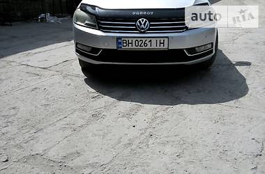 Універсал Volkswagen Passat 2011 в 