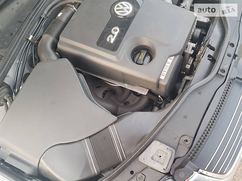 Седан Volkswagen Passat 2004 в Києві