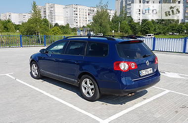 Універсал Volkswagen Passat 2006 в Дрогобичі