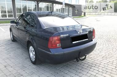 Седан Volkswagen Passat 1998 в 