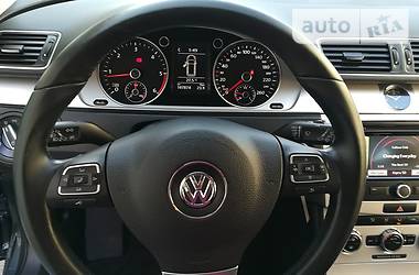 Универсал Volkswagen Passat 2014 в Ровно