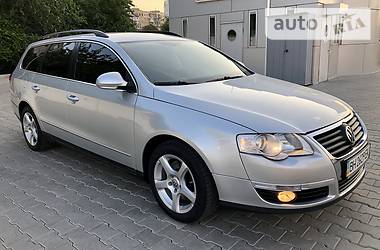 Универсал Volkswagen Passat 2010 в Одессе