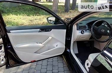 Седан Volkswagen Passat 2012 в 