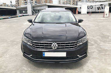 Седан Volkswagen Passat 2016 в 