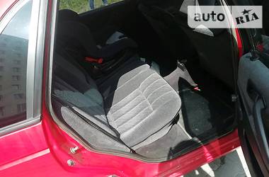 Седан Volkswagen Passat 1992 в 