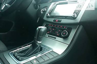Седан Volkswagen Passat 2011 в 
