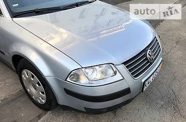 Универсал Volkswagen Passat 2004 в Виннице