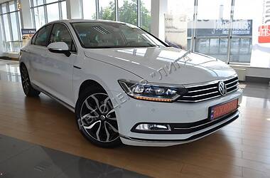 Седан Volkswagen Passat 2015 в Хмельницком