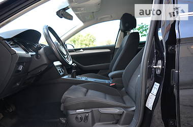 Універсал Volkswagen Passat 2016 в 