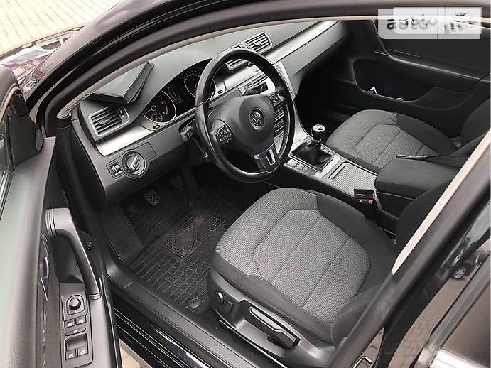 Універсал Volkswagen Passat 2013 в Хмельницькому