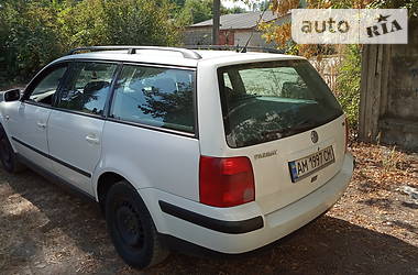 Универсал Volkswagen Passat 1998 в Житомире