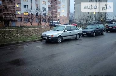 Седан Volkswagen Passat 1991 в Луцке