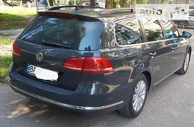 Універсал Volkswagen Passat 2011 в 