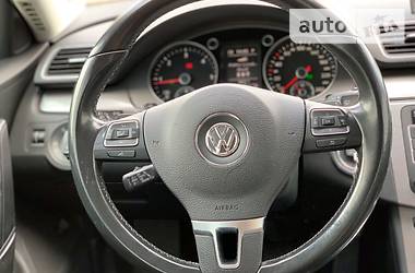 Универсал Volkswagen Passat 2012 в Киеве