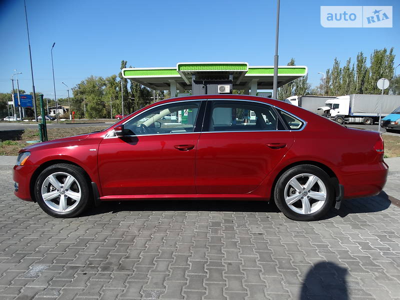 Седан Volkswagen Passat 2015 в 