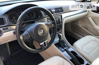 Седан Volkswagen Passat 2014 в Николаеве