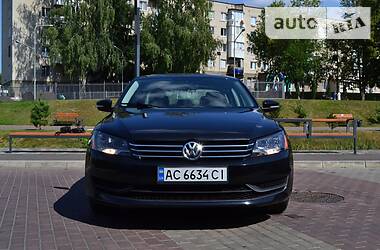 Седан Volkswagen Passat 2013 в Луцке