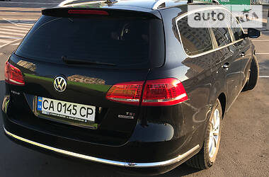 Универсал Volkswagen Passat 2011 в Киеве