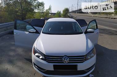 Седан Volkswagen Passat 2014 в Бердичеве