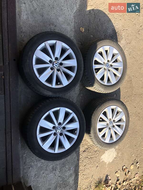 Универсал Volkswagen Passat 2012 в Житомире