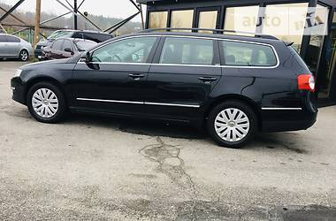 Універсал Volkswagen Passat 2010 в Харкові