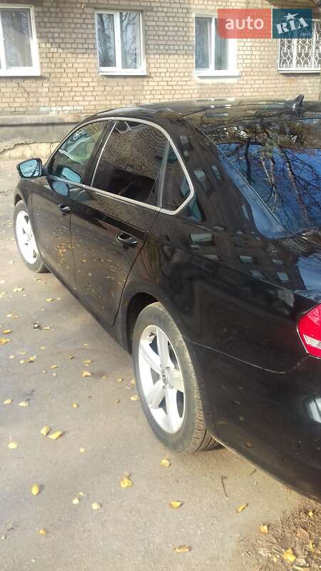 Седан Volkswagen Passat 2013 в Кривому Розі
