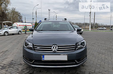Универсал Volkswagen Passat 2013 в Черновцах