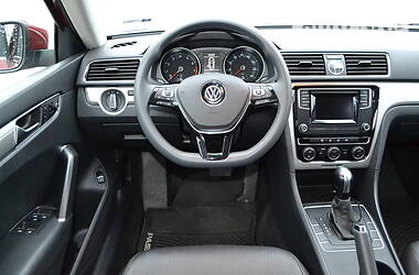 Седан Volkswagen Passat 2016 в Запоріжжі
