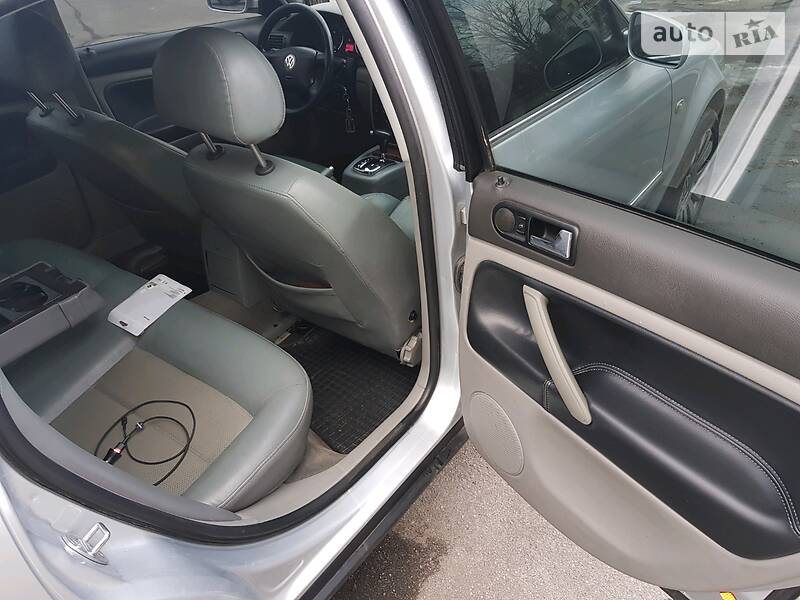 Седан Volkswagen Passat 2001 в Львові фото 12 Седан Volkswagen Passat 2001 в Львові