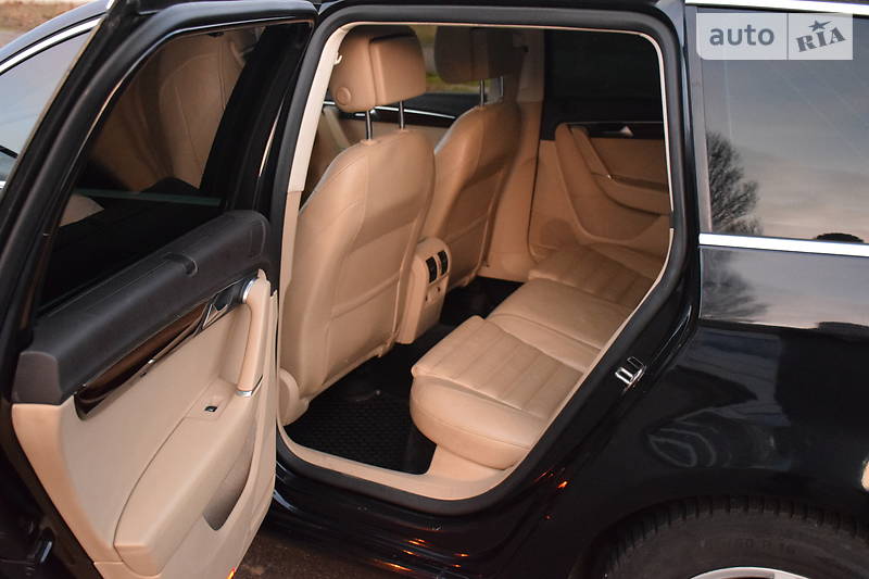 Універсал Volkswagen Passat 2011 в Києві