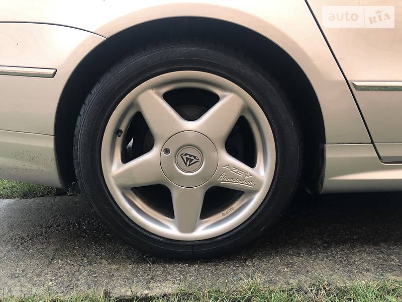 Універсал Volkswagen Passat 2010 в Гадячі