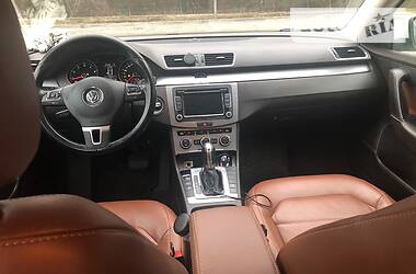 Седан Volkswagen Passat 2012 в 